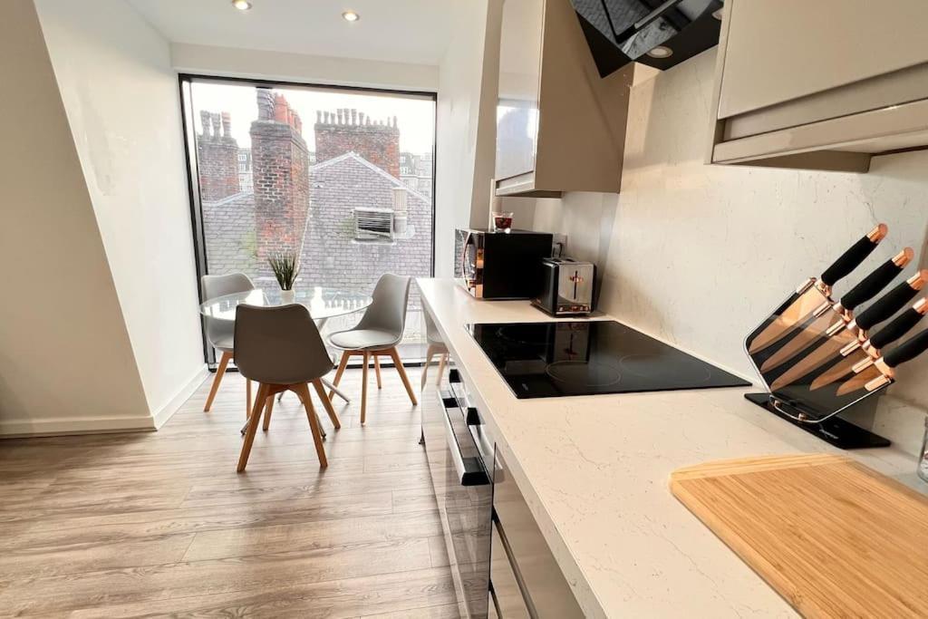 Апартаменты Top Floor Gem In Liverpool City Centre Экстерьер фото